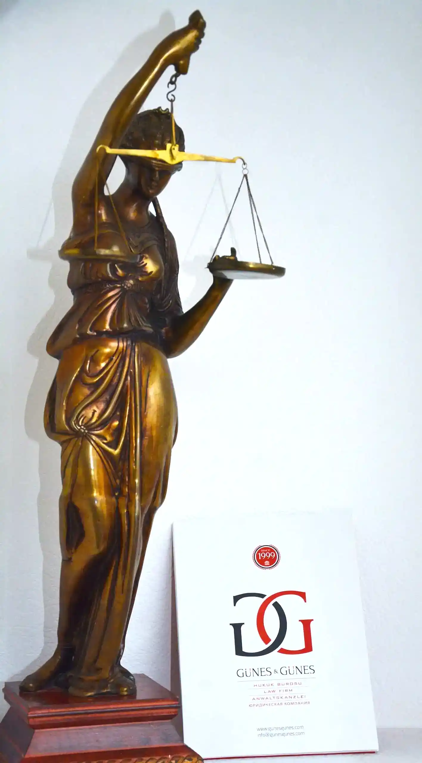 Güneş Hukuk Bürosu | Antalya Avukat